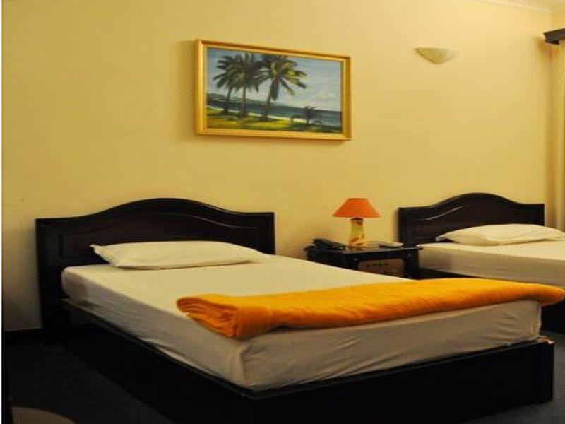 Ha Tien Hotel Exteriör bild